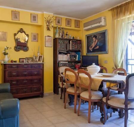 Carly & Dane Vacation House Taormina Exterior photo